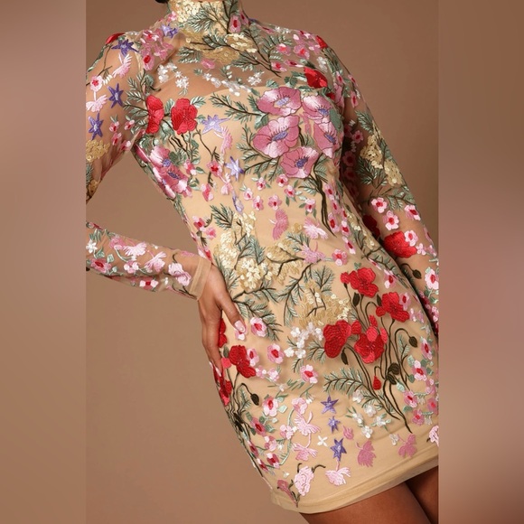 Floral Embroidered Mini Dress - Picture 2 of 4